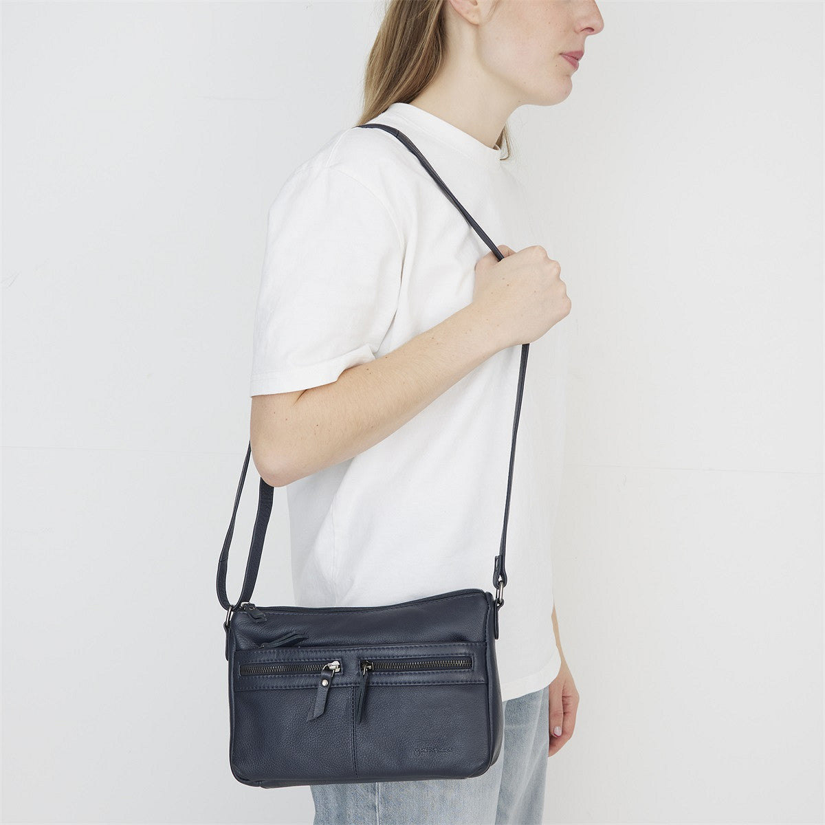 Justified Bella Aurora Schoudertas Blauw