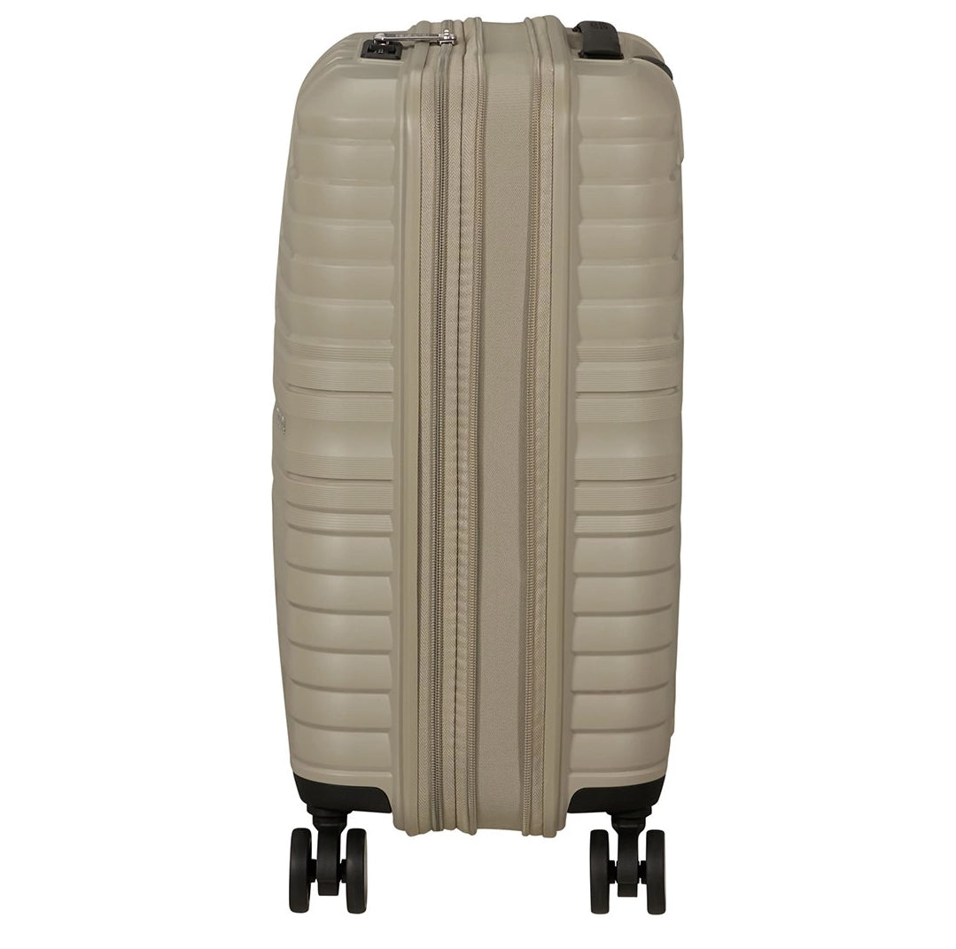 American Tourister Flytwist Spinner 55CM Sandstone