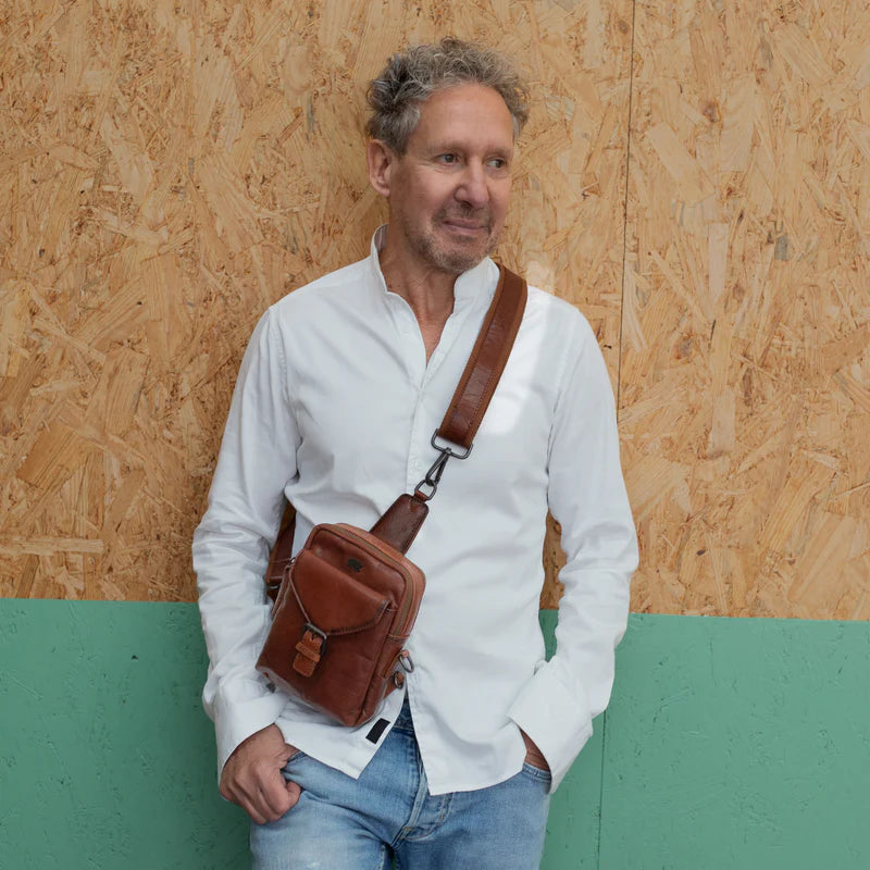 Beardesign crossbody/schoudertasje Noah Cognac AD 43639