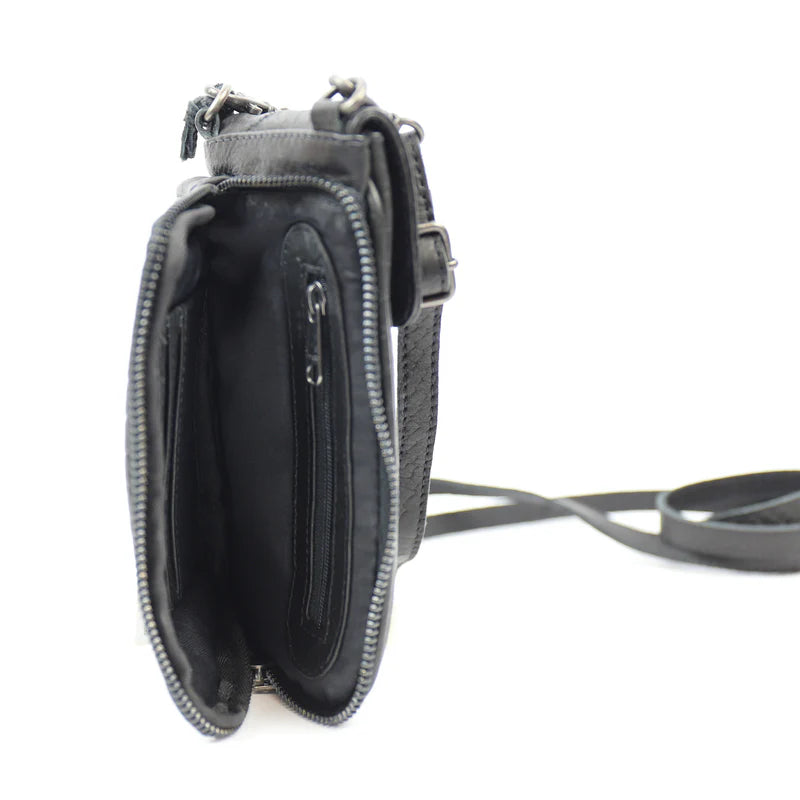 Bear Design Python Telefoontasje Elske Zwart PH 2106