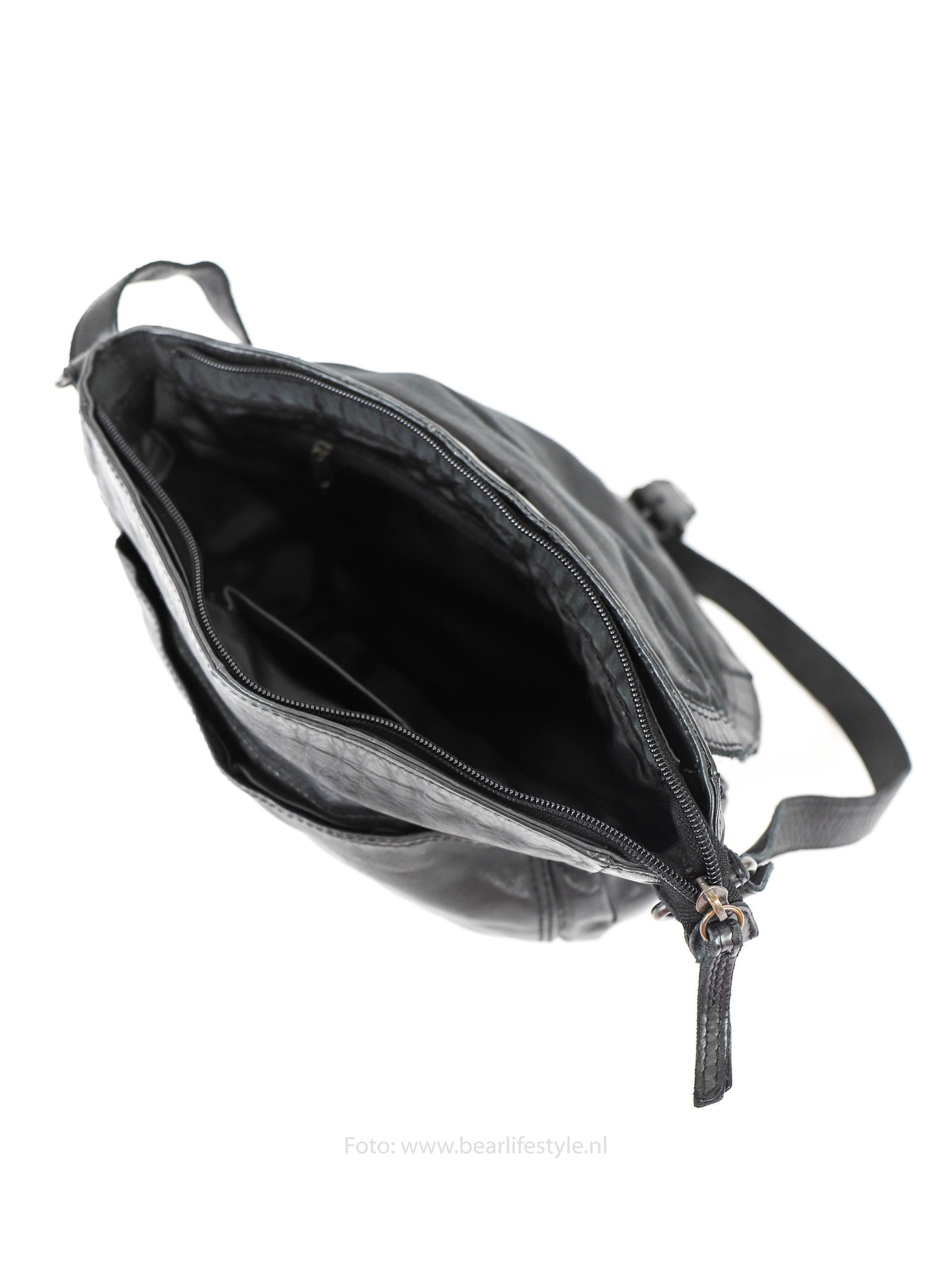 Bear Design Schoudertas Klep Mattea Zwart CL32609