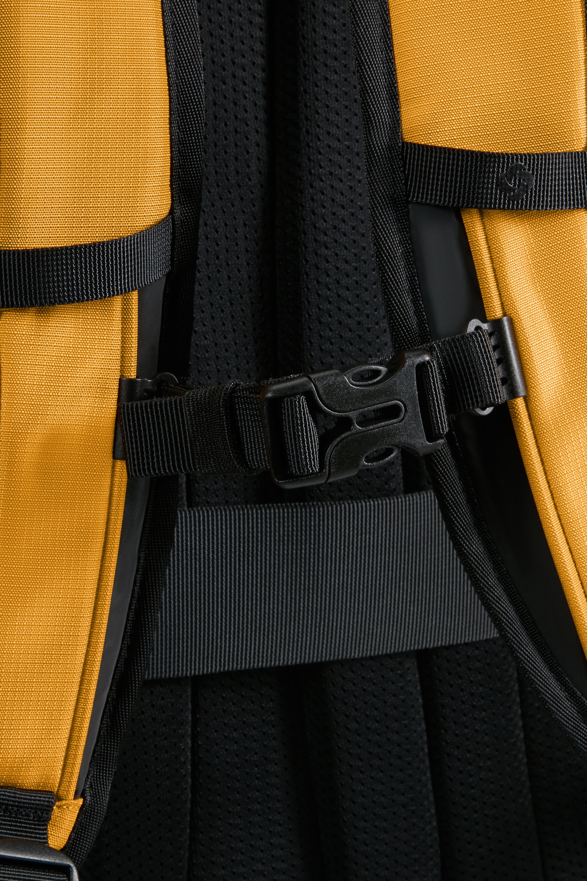 Samsonite Biz2Go Rugzak 15.6" Daytrip Radiant Yellow