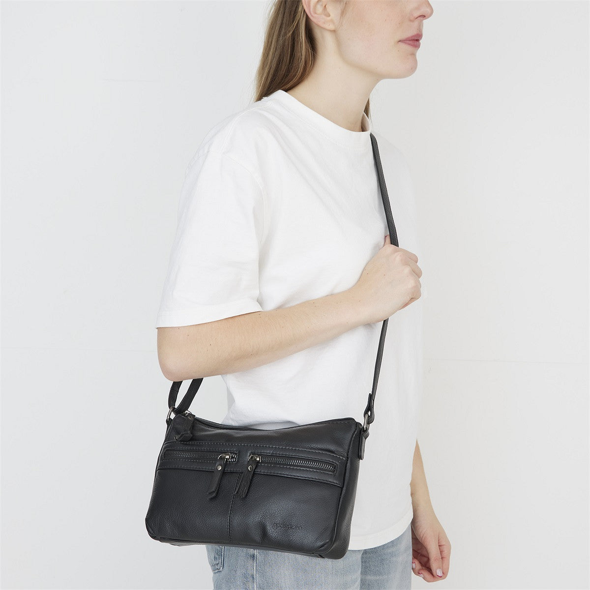 Justified Bella Aurora Schoudertas Zwart